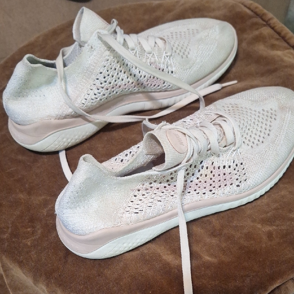 Nike Cream Athletic Shoes with Lightweight Knit Design